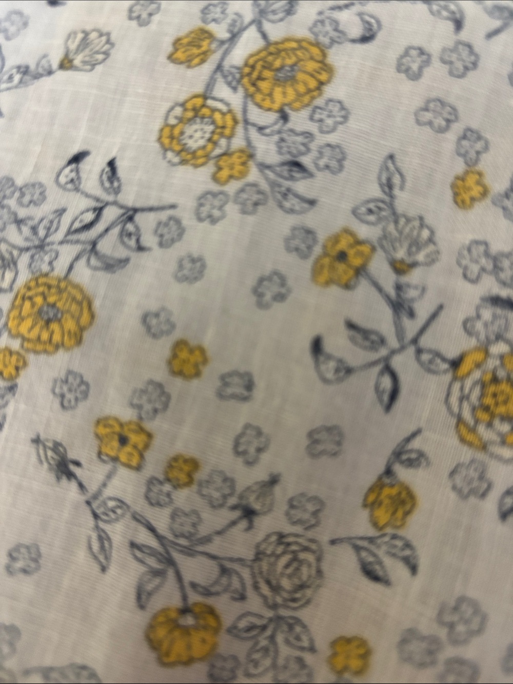 Rachel Zoe Light Blue Floral Short Sleeve Button-Up Blouse with Yellow Accents - Picture 4 of 9